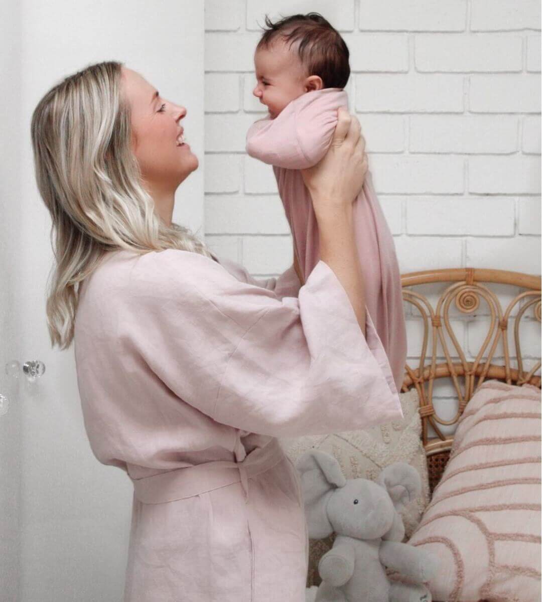 linen robe in pink